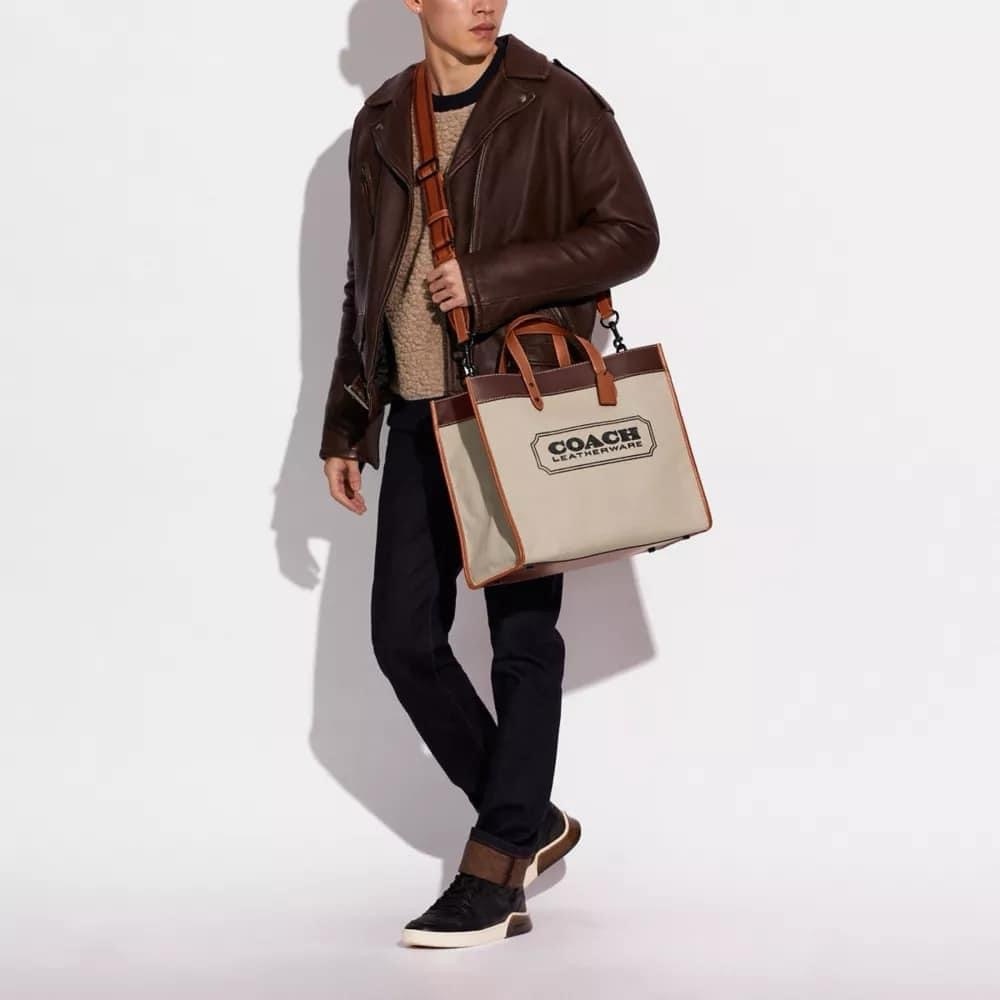 C8457 - Coach Field Tote 40 in Organic Cotton Canvas with Coach Badge - Picture 11 of 11